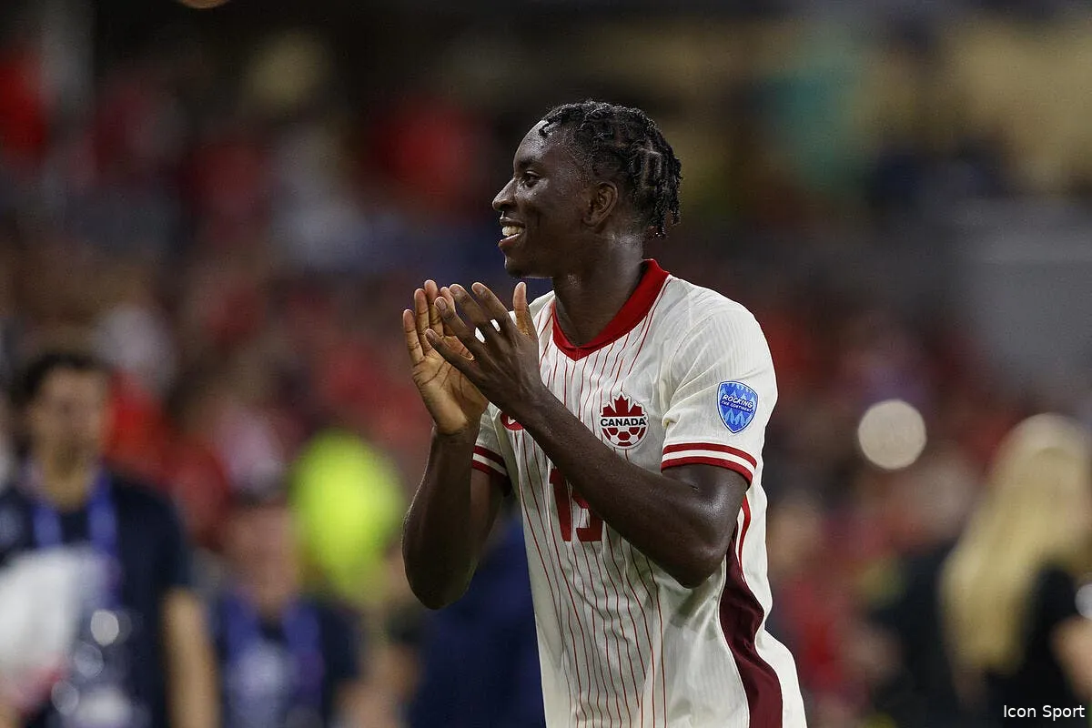 nice grille l ol sur le fil pour cet international canadien iconsport 233336 0033 379646