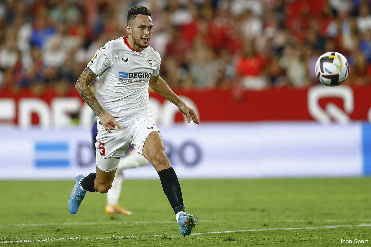 ocampos en route vers l ajax l om se frotte les mains icon ap 220819 864 349117