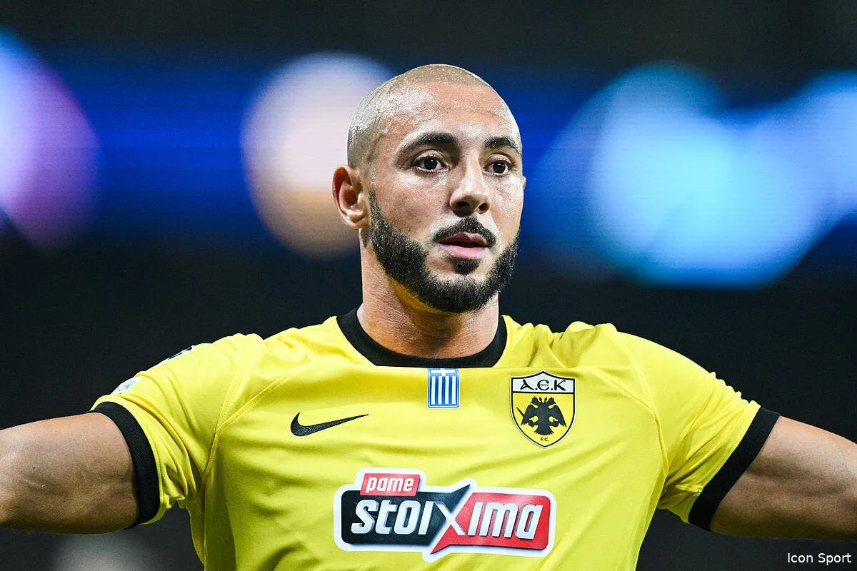 officiel amrabat s engage a manchester united icon 5957538 364967