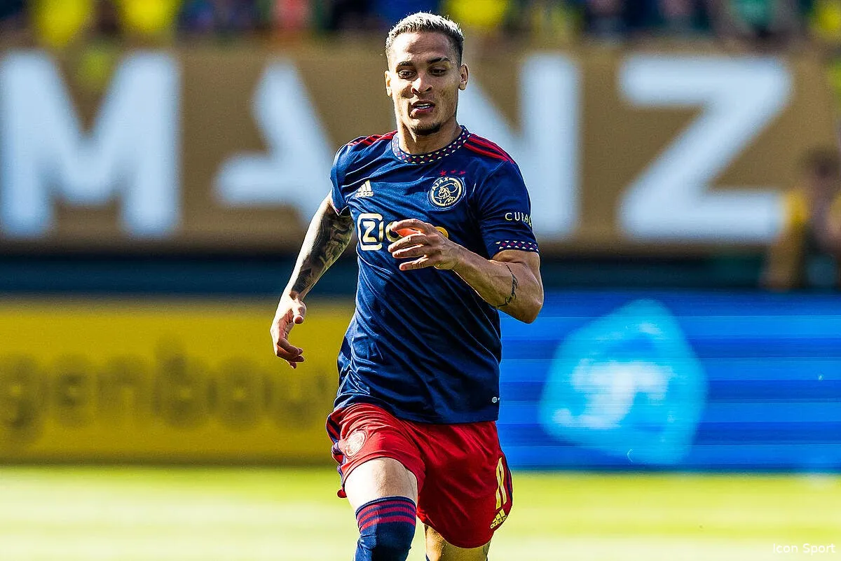 officiel anthony signe a manchester united jusqu en 2027 icon 570 mbnes 06082022foraja 3158 349159