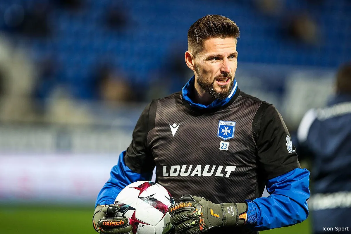 officiel benoit costil quitte auxerre pour lille icon ml1 0447 356261