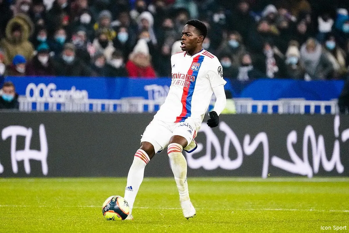 officiel castello lukeba prolonge a l ol icon win6782 331647