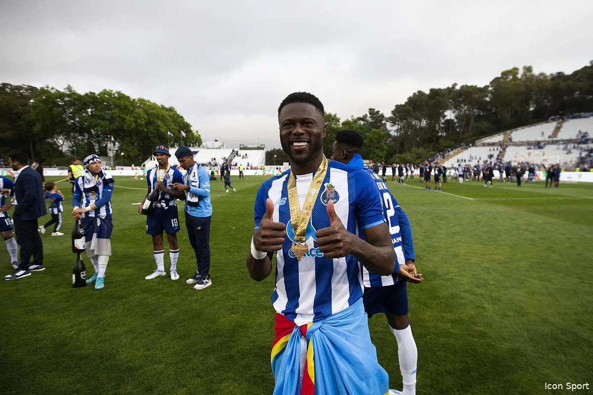 officiel chancel mbemba est un joueur de l om icon ci sports 20220522 43776932 345651