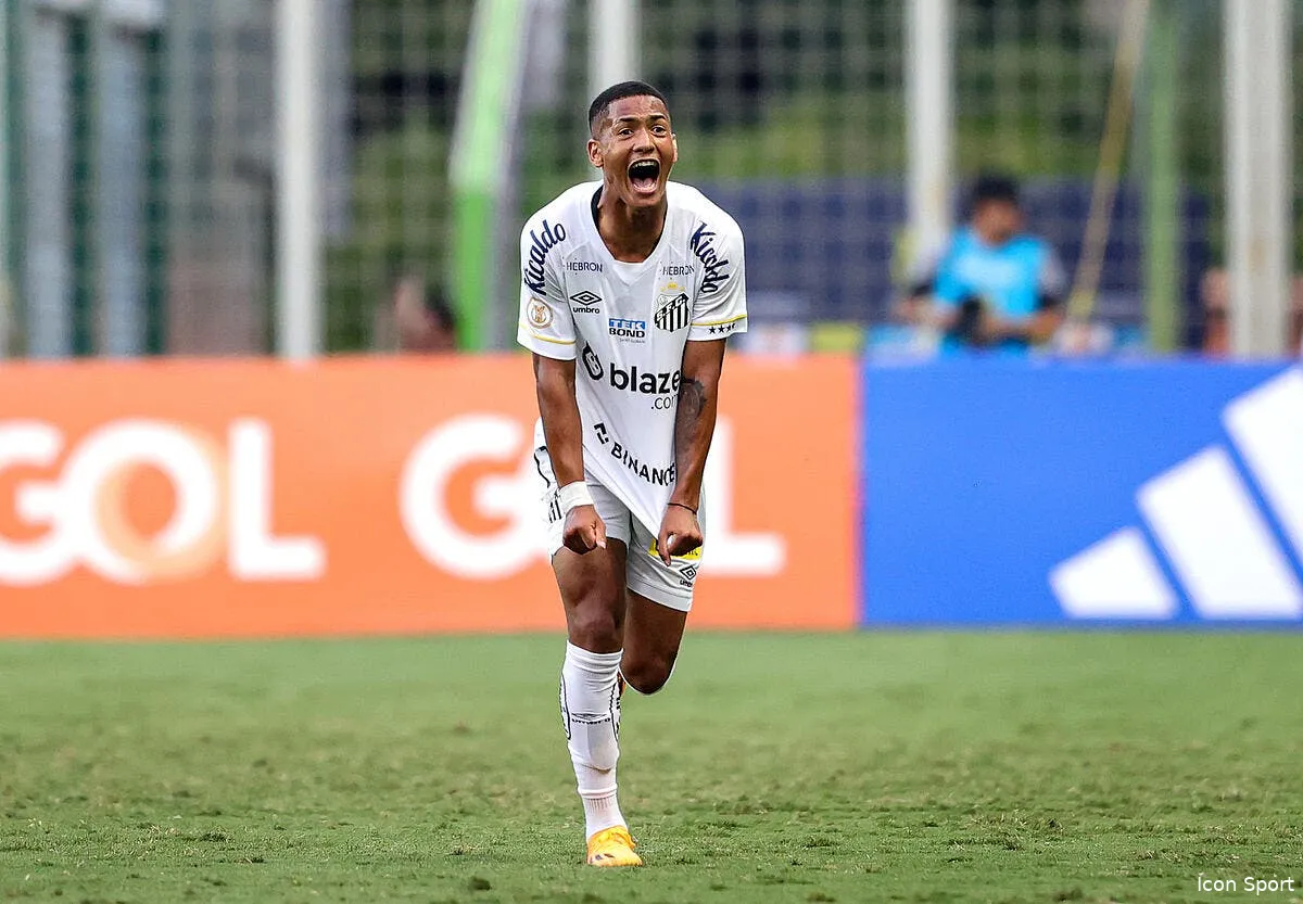 officiel chelsea signe angelo gabriel strasbourg dans le coup icon icon cruzeiro v santos 01 362881