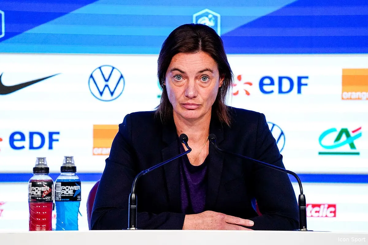 officiel corinne diacre prolonge son contrat en equipe de france icon 18112021 pf11129 346993