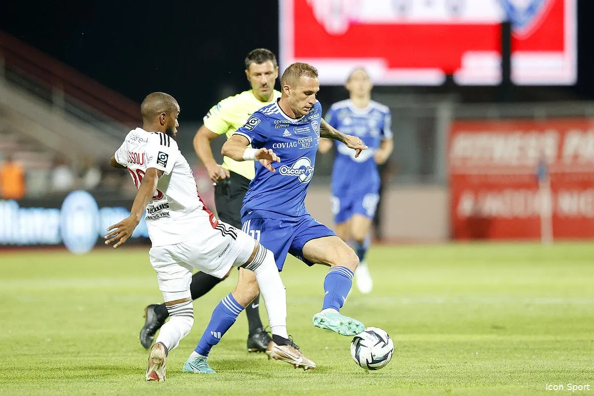 officiel dimitri lienard arrete tout a bastia icon b3 9685 368055