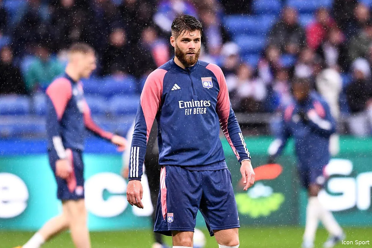 officiel l ol recrute caleta car pour 3 6 me iconsport 226716 0022 378214