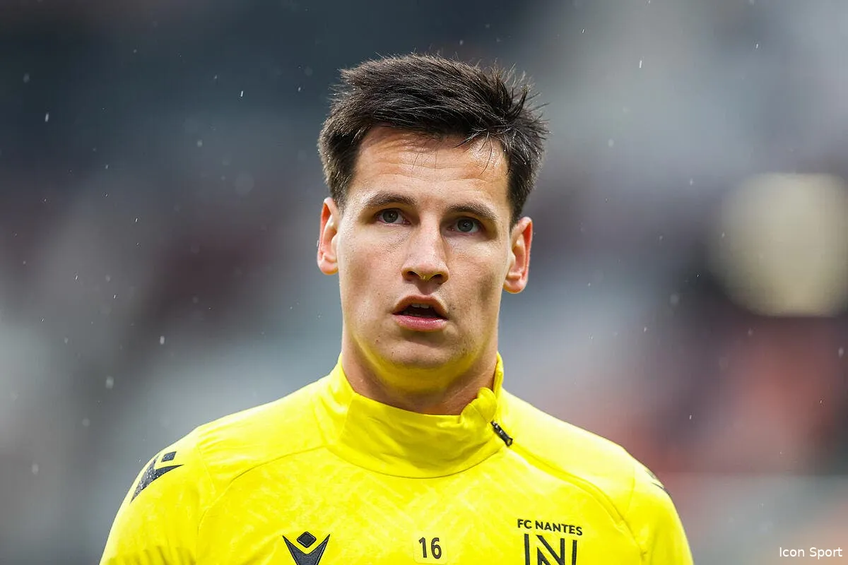 officiel l ol s offre un nouveau gardien iconsport 182007 0102 380203