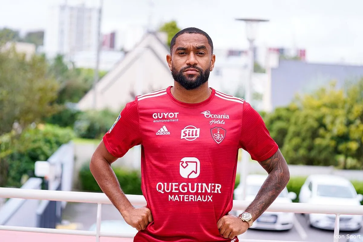 officiel l om envoie amavi a brest amavi 364880