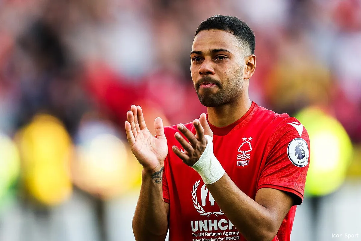 officiel l om recrute renan lodi icon fil nottm forest arsenal 0046 362814