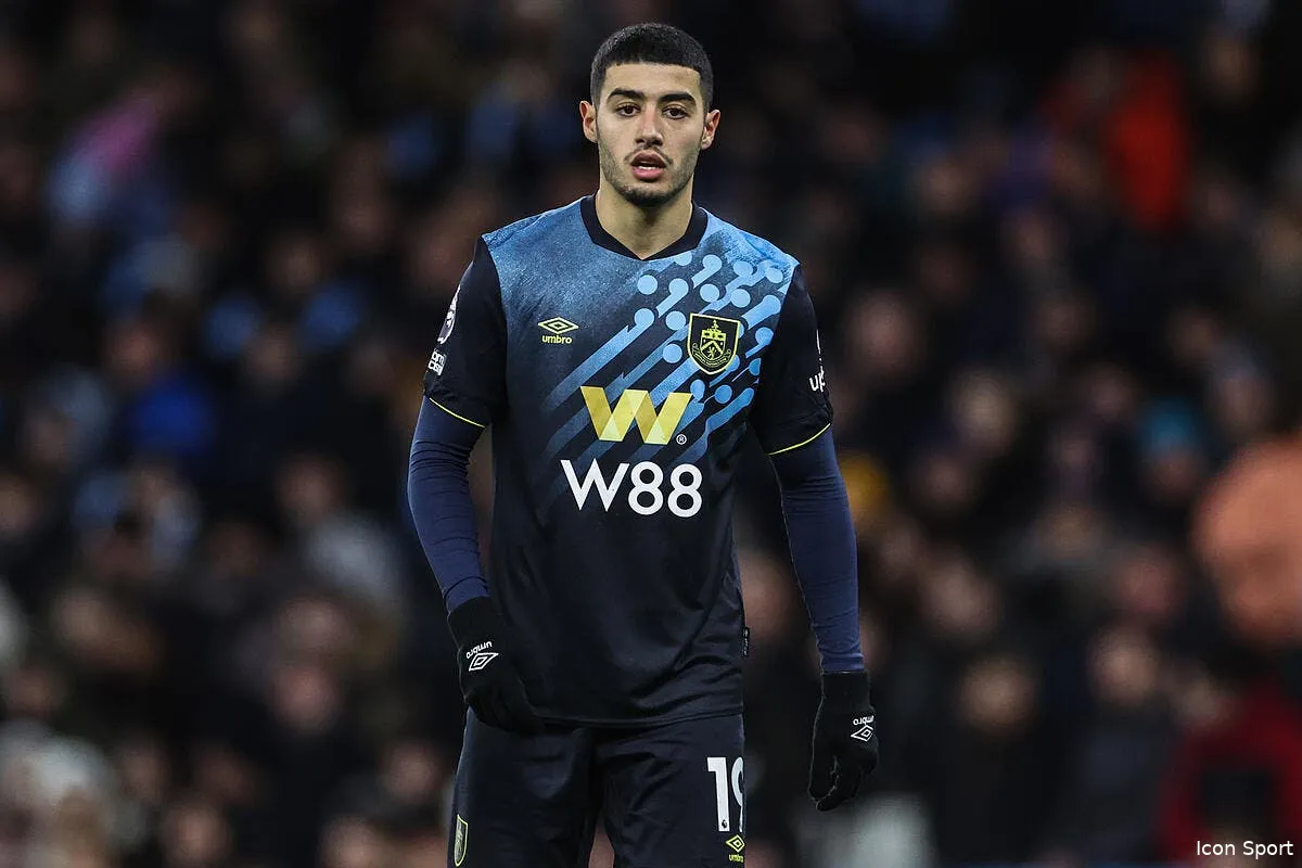 officiel le rc lens s offre un international marocain iconsport 189077 0066 380140