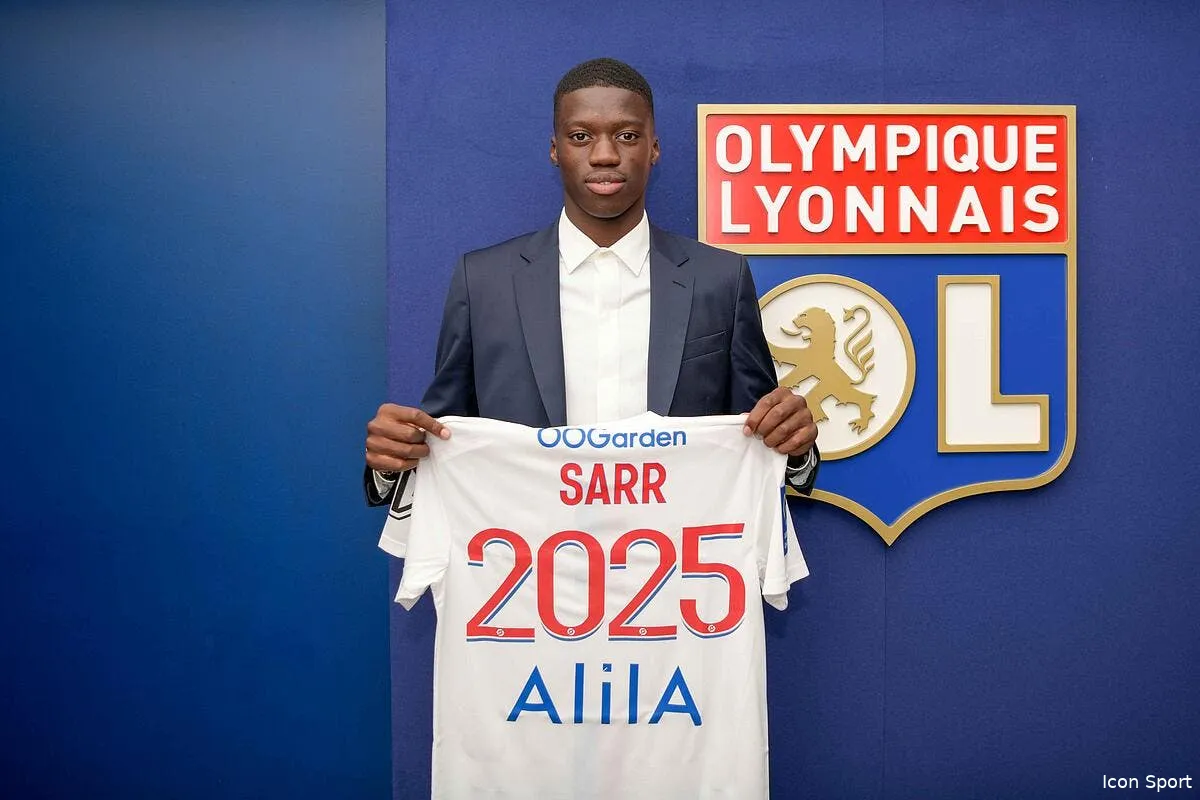 officiel mamadou sarr signe a l ol lbd 8424 862798eb21 351571