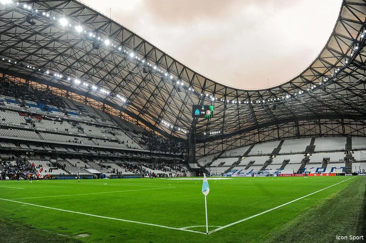 officiel marco otero rejoint l om icon dsc 3953 343885