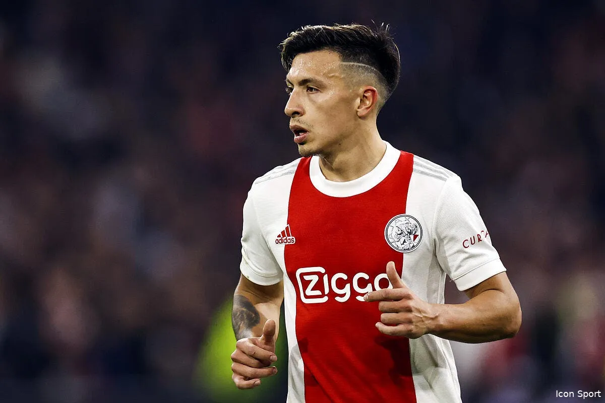 officiel mu lache 55 me pour lisandro martinez icon 445626074 345785