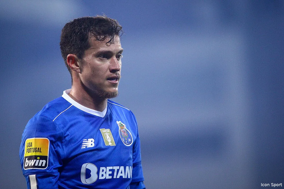 officiel otavio signe a al nassr pour 60 me icon 645 vscfcp20230121 0047 364477