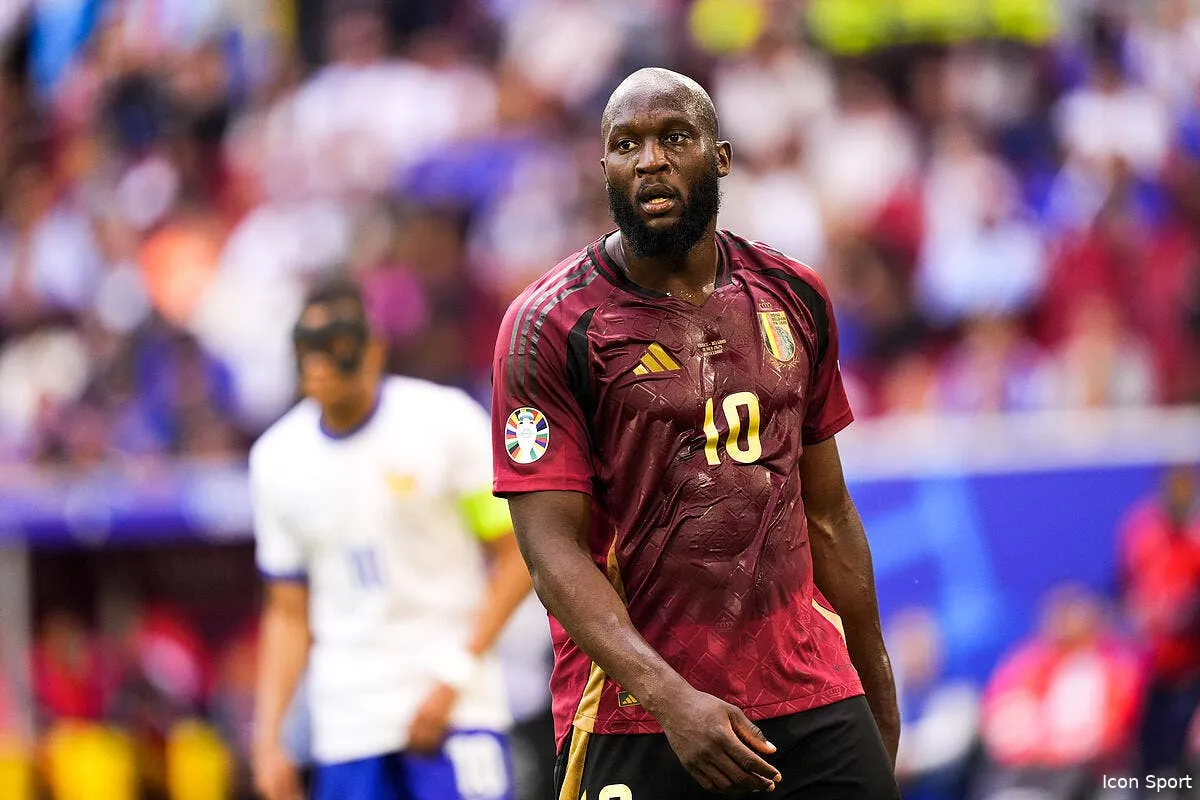 officiel romelu lukaku signe a naples iconsport 233451 0541 380490