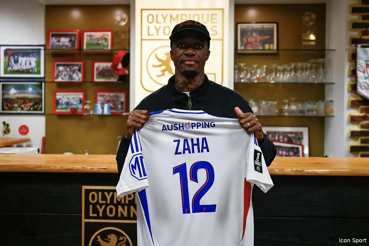 officiel wilfried zaha jouera a l ol cette saison zaha 380589