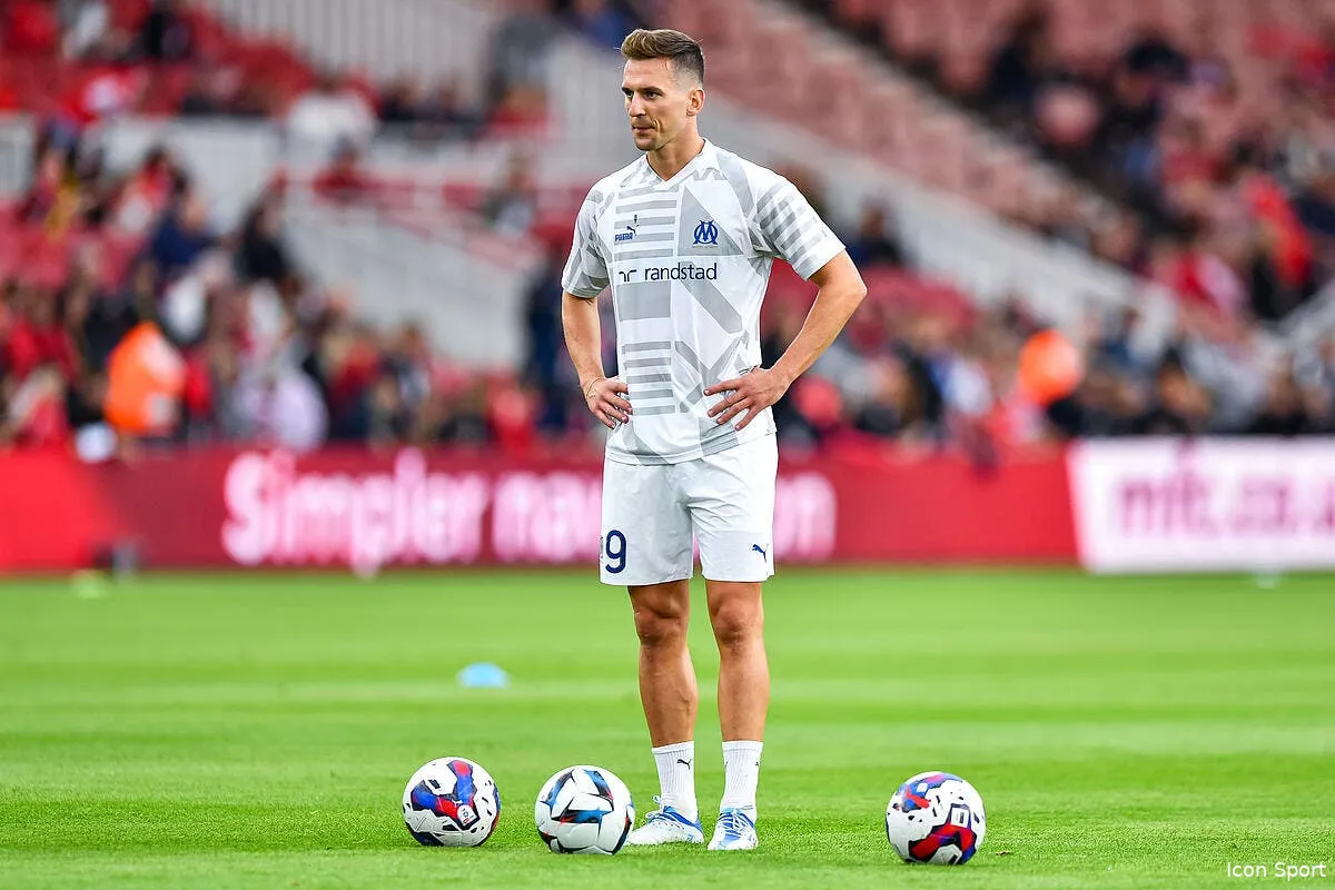 offre de dortmund pour milik l om dit nein icon bap 220722 93 137 346771