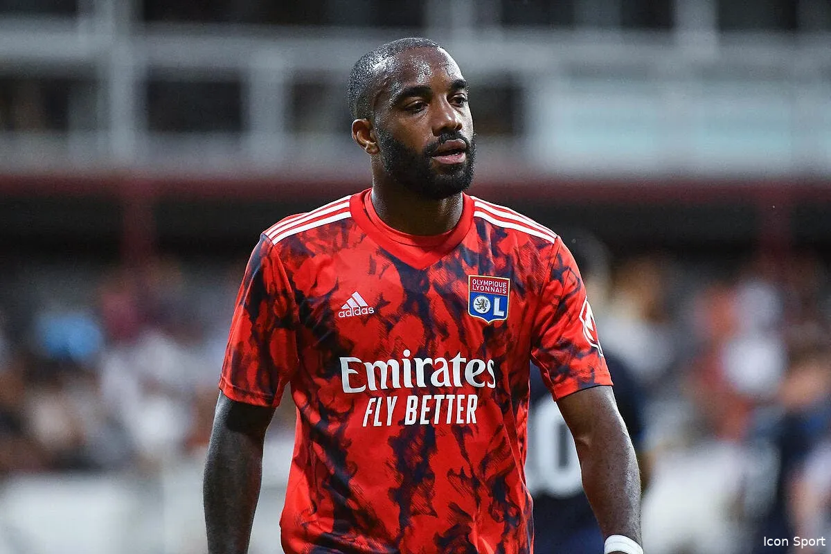 ol alexandre lacazette fait une enorme promesse icon 12072022 arl 2768 345905