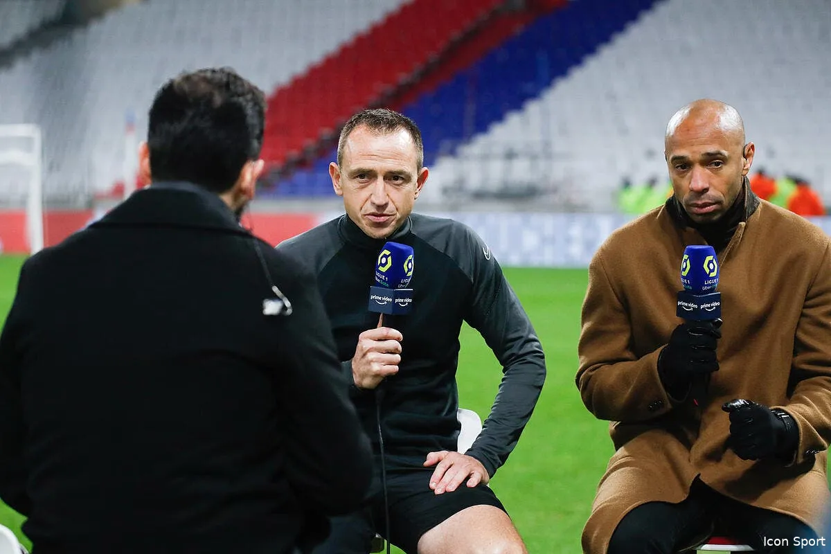 ol aulas suspendu peter bosz outre par ruddy buquet icon 25i4012 330391