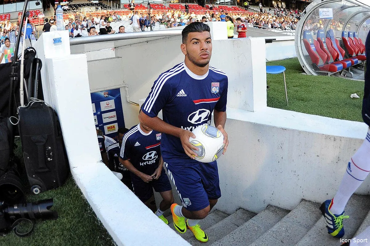 ol bahlouli pleure encore son depart de lyon icon jpt 100813 66 77 330989