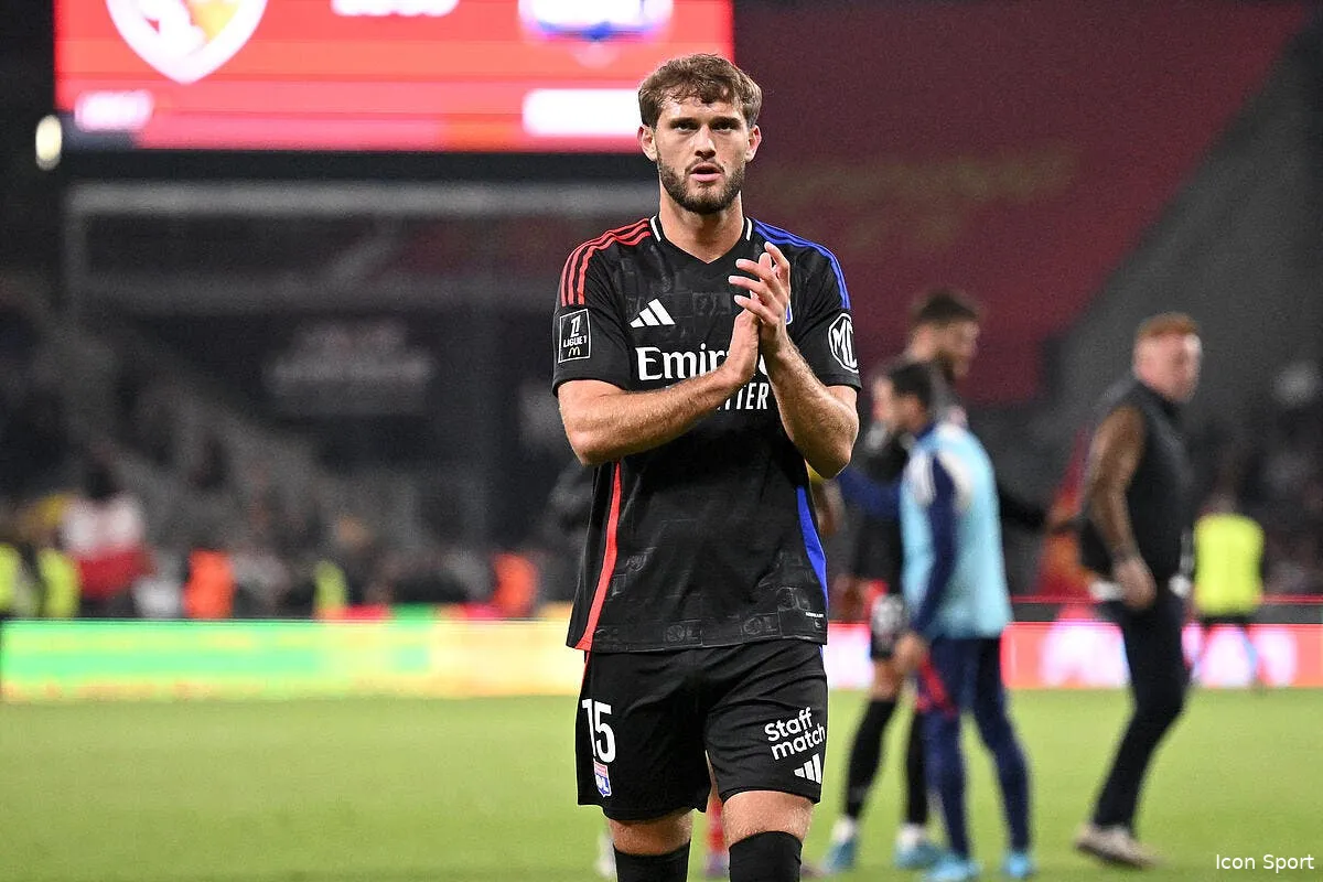 ol cette surprise du mercato met le vestiaire sur les fesses iconsport 239400 0383 383019