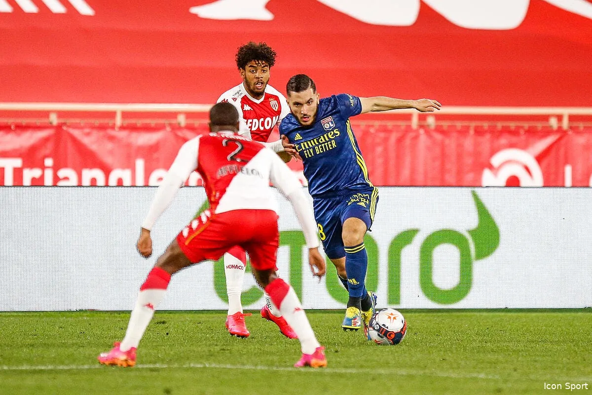 ol cherki fait bondir benzema et mbappe icon d1r1811 313167