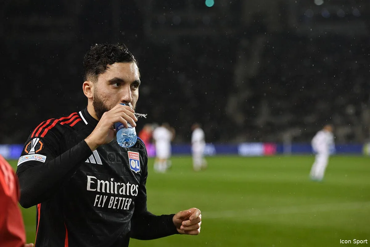 ol cherki sanctionne hugo guillemet a un scoop iconsport 245636 0035 384738