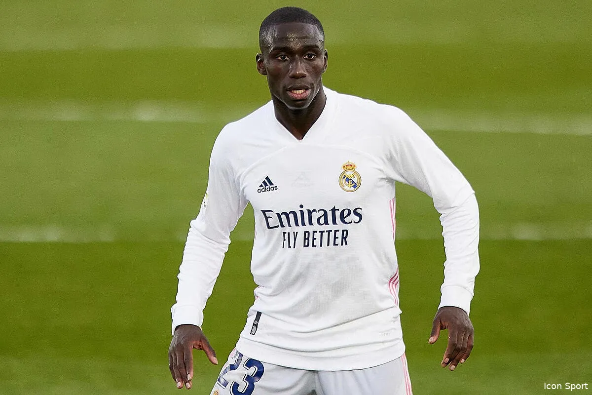 ol de lyon aux bleus il rend hommage a genesio icon ra 210214 100 307521