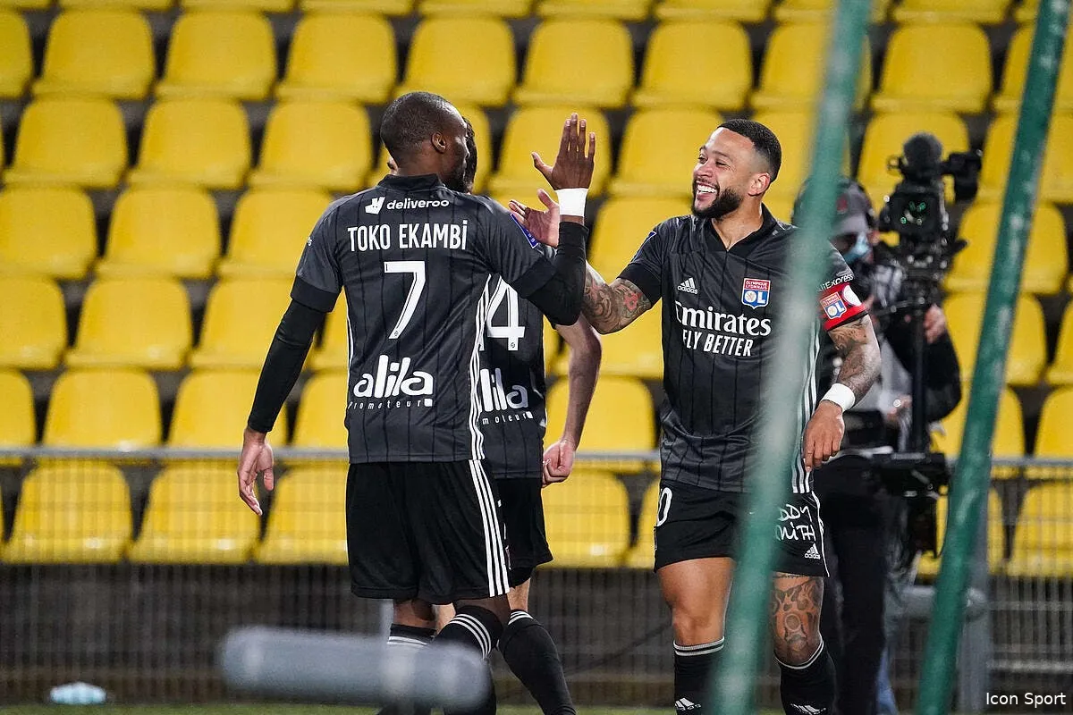 ol depay paqueta cornet les tops et les flops contre nantes icon elfcnol 020 311969