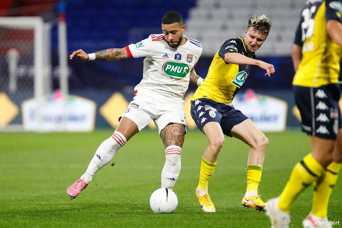 ol depay suspendu garcia disjoncte sur l arbitrage icon 25i6051 copie 312251