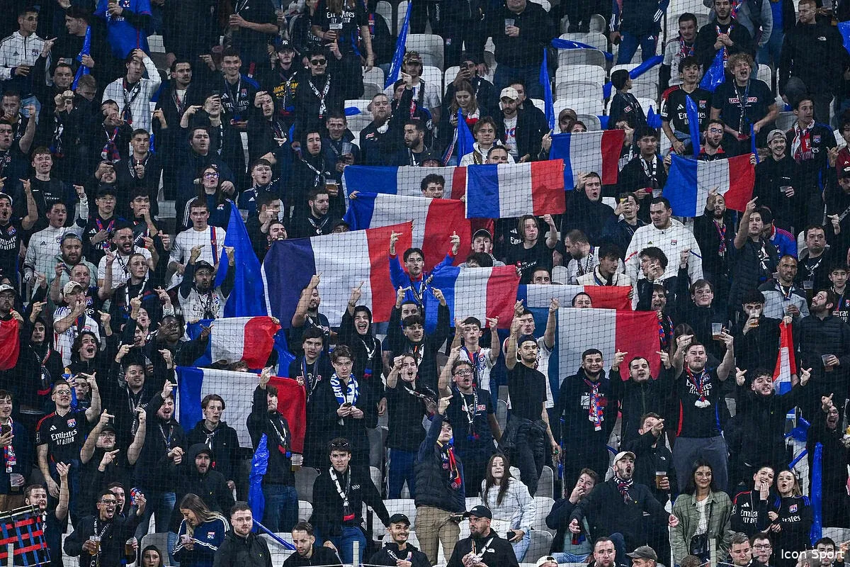 ol des supporters de lyon se sont battus entre eux iconsport 242619 0095 382969