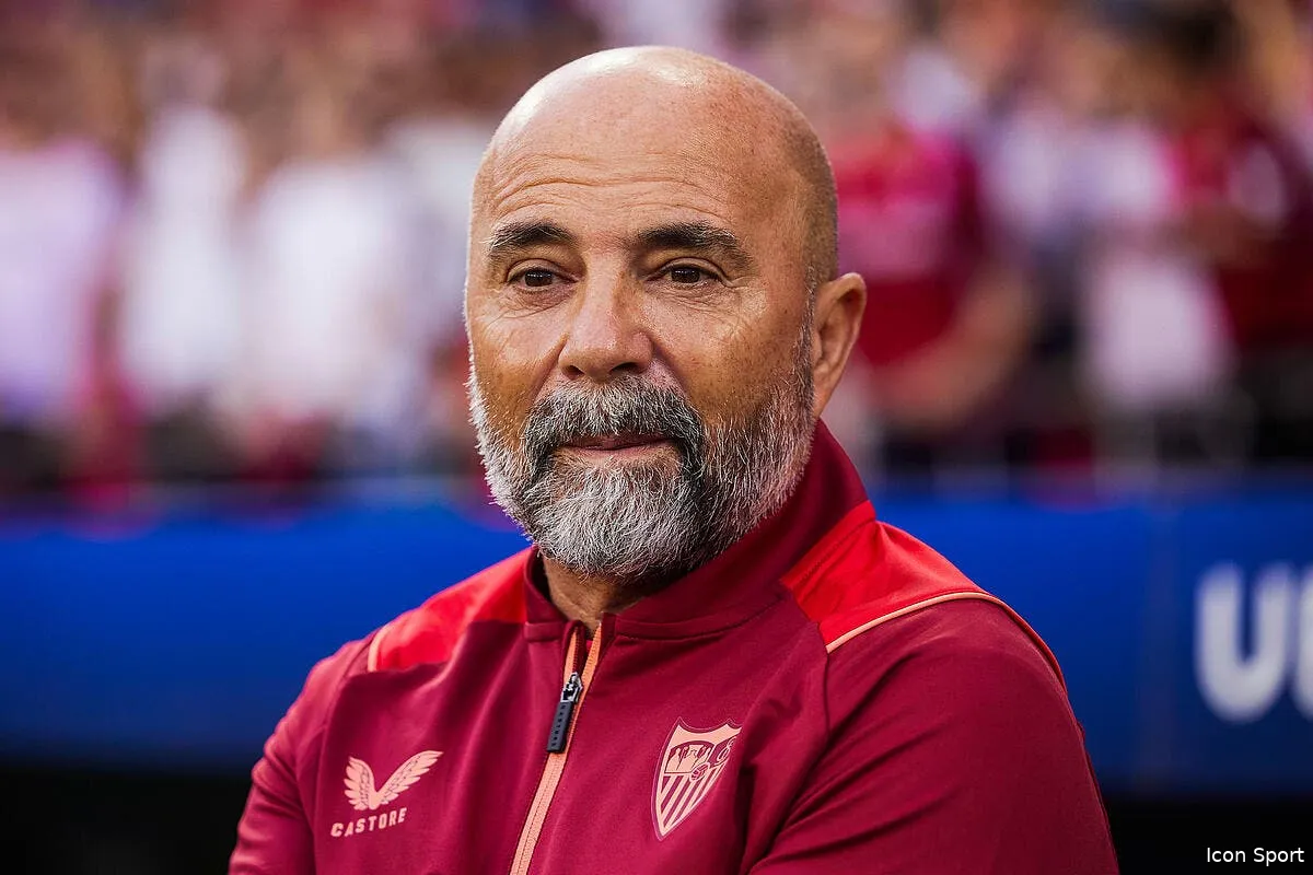 ol grosso vire et remplace par sampaoli icon sevilla fc fc conpenhague 25 10 22 1 368177