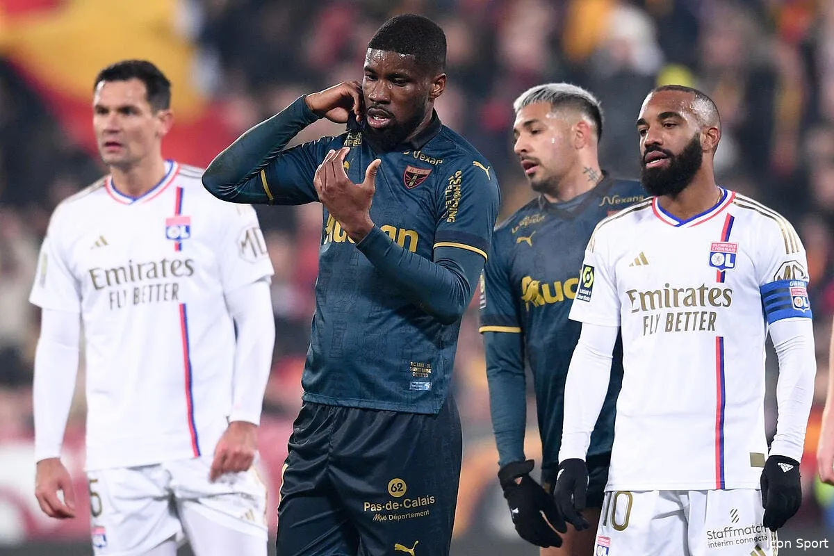 ol grosso vire lacazette et ses potes ne l ont pas mis dehors icon pl5 2051 368727