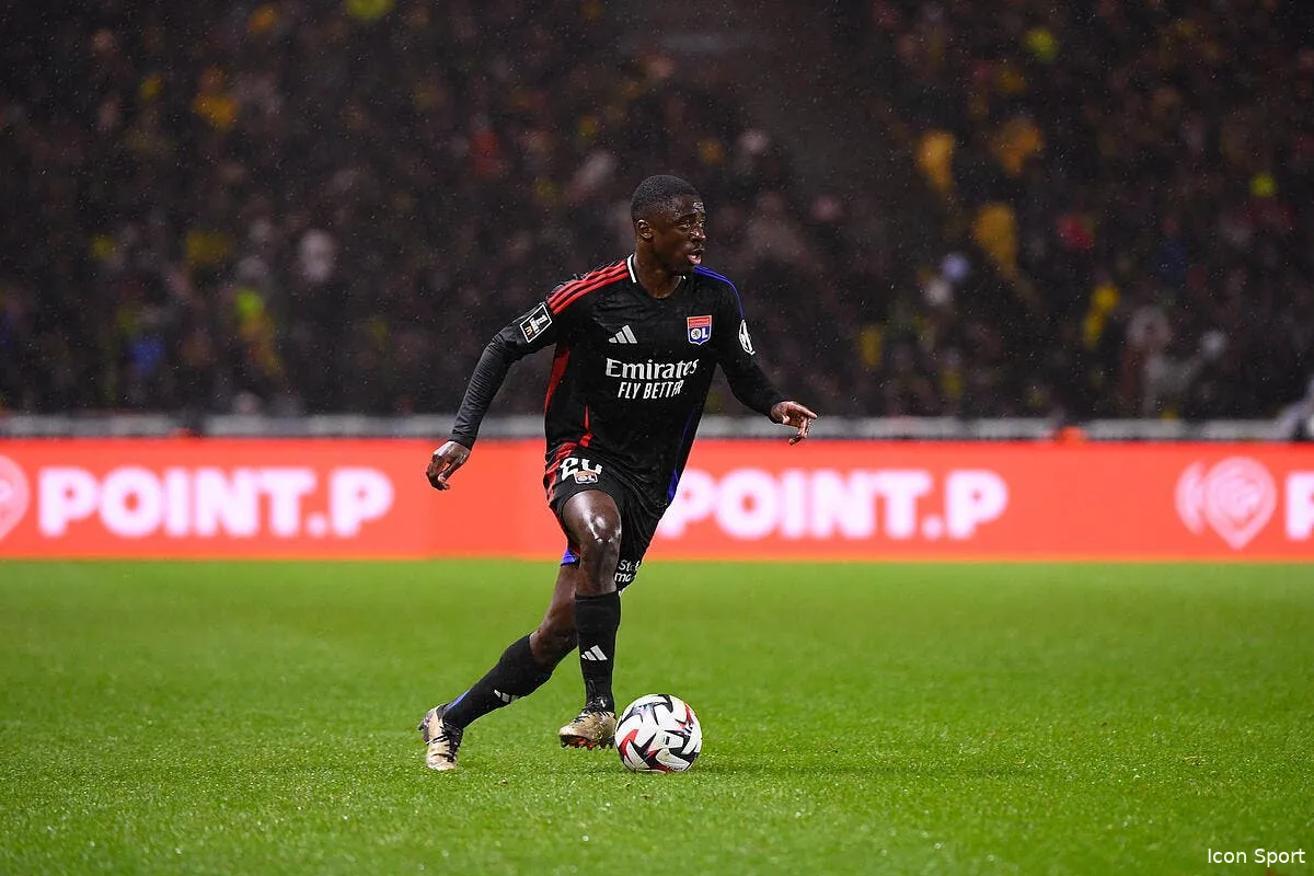 ol il enchaine trois matchs deux clubs toquent a la porte iconsport 250563 0313 387560