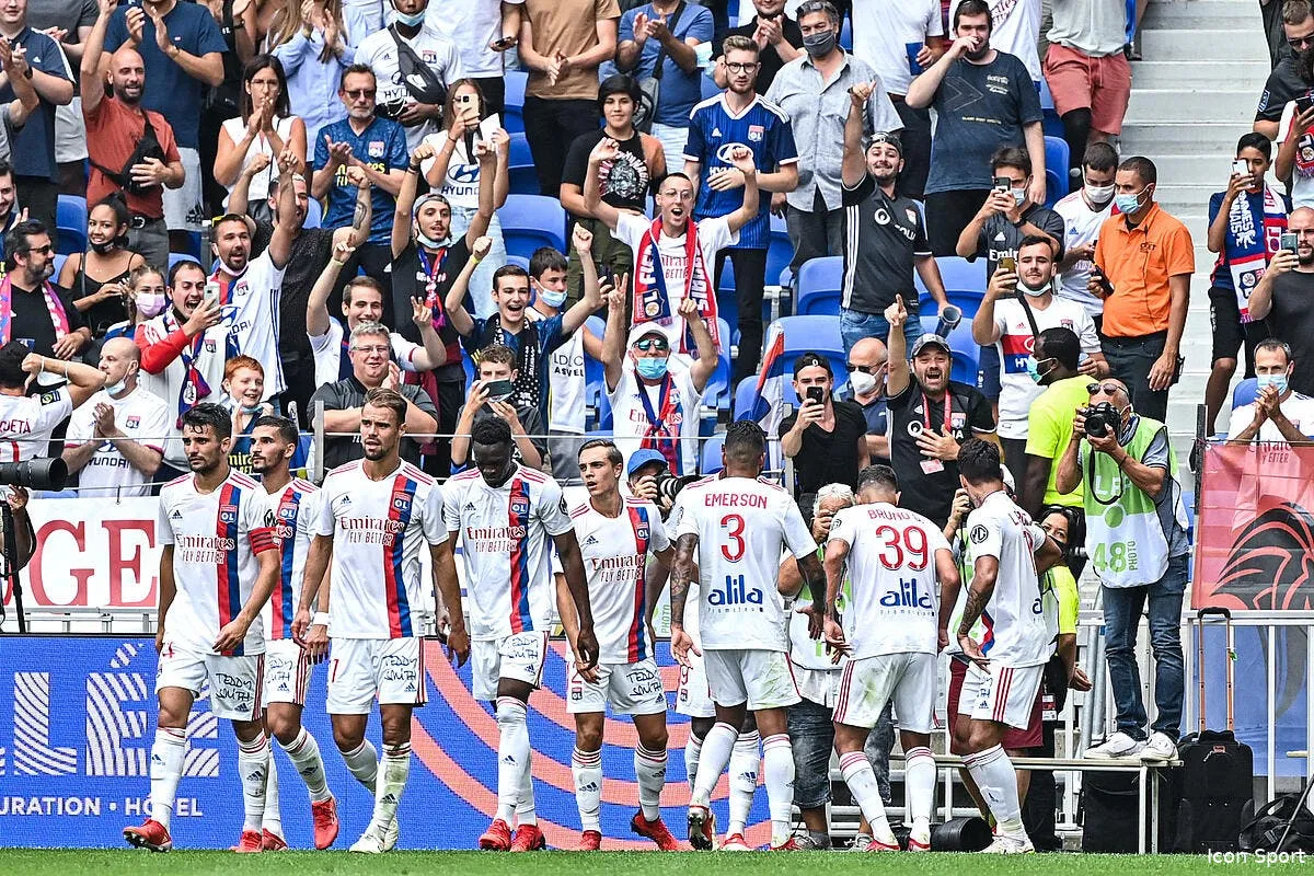 ol l ecosse ferme ses portes a 3 joueurs lyon saisit l uefa icon bap 220821 93 158 323331