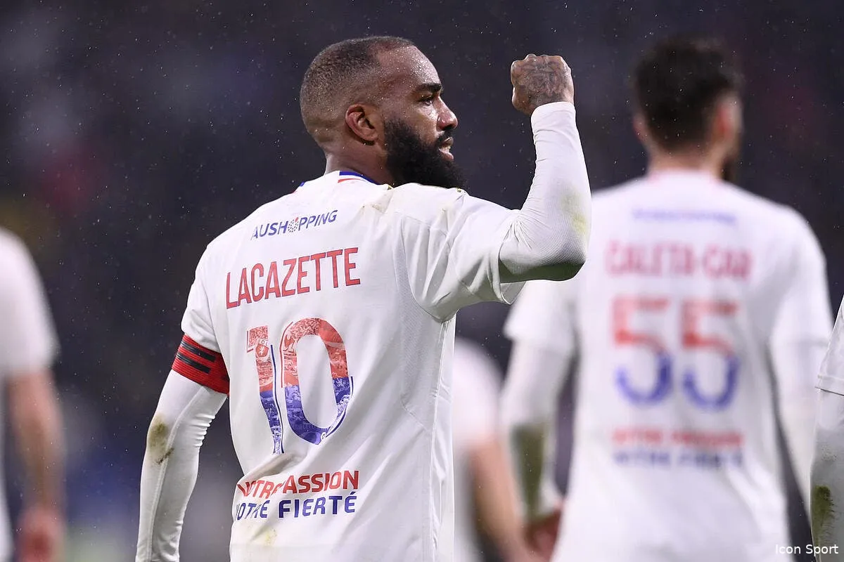 ol lacazette est monstrueux ou serait lyon sans lui iconsport 215810 0059 375141