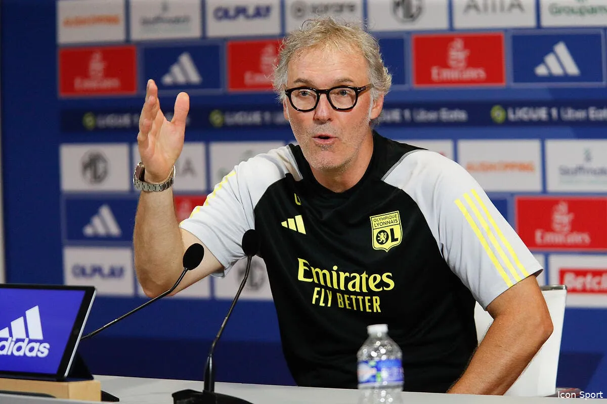 ol laurent blanc va sauter un entraineur l annonce icon 25i8174 364359