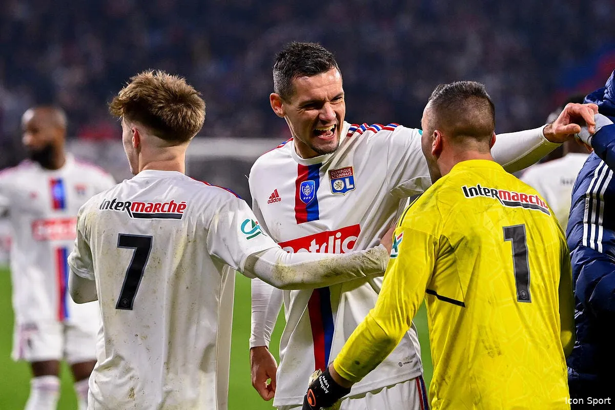 ol les indesirables largues sur le gong iconsport 170131 0064 379765