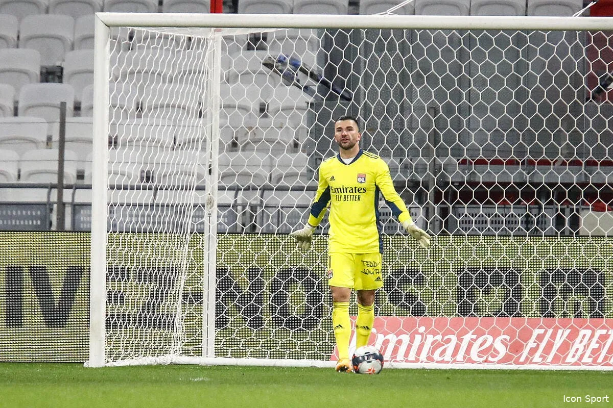 ol lopes fait peur a voir coupet lui manque icon 25i2421 copie 306837