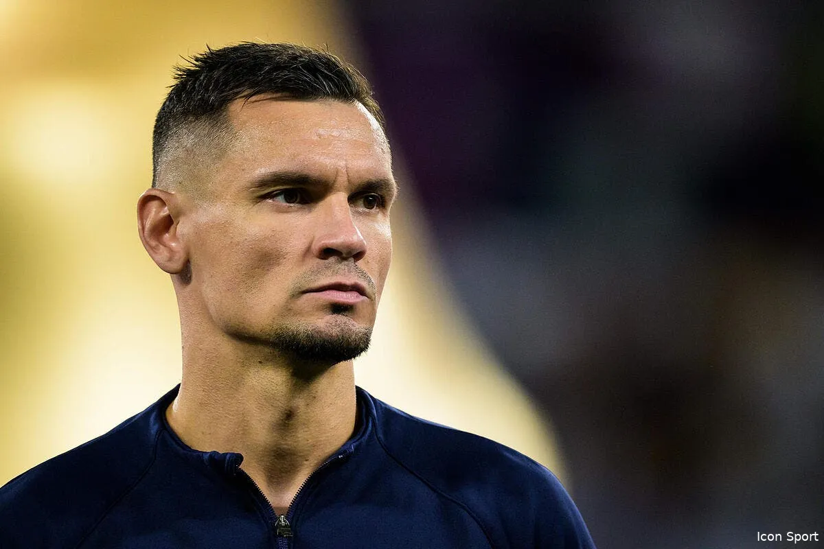 ol lovren expulse un elu communiste patron du mercato icon bb221201jm303 355666