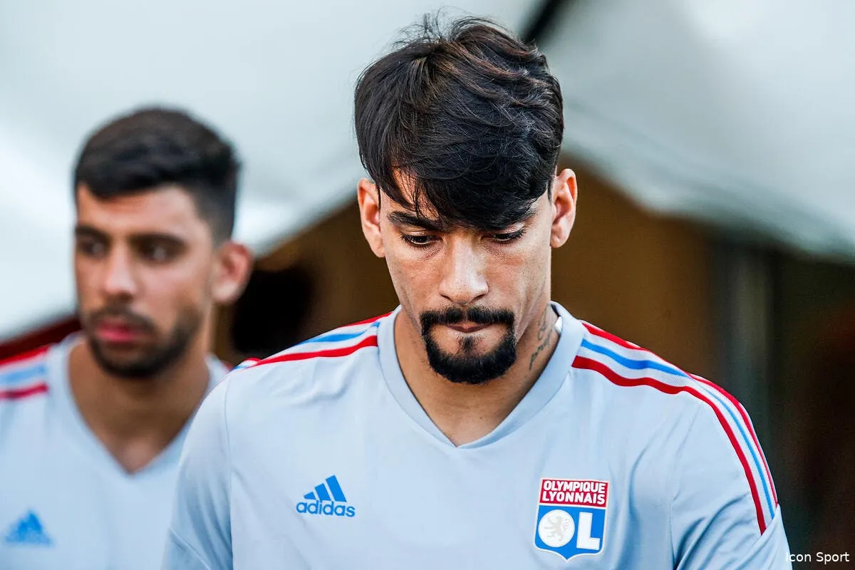 ol lucas paqueta reste a lyon le coup de tonnerre icon 25i9218 346791