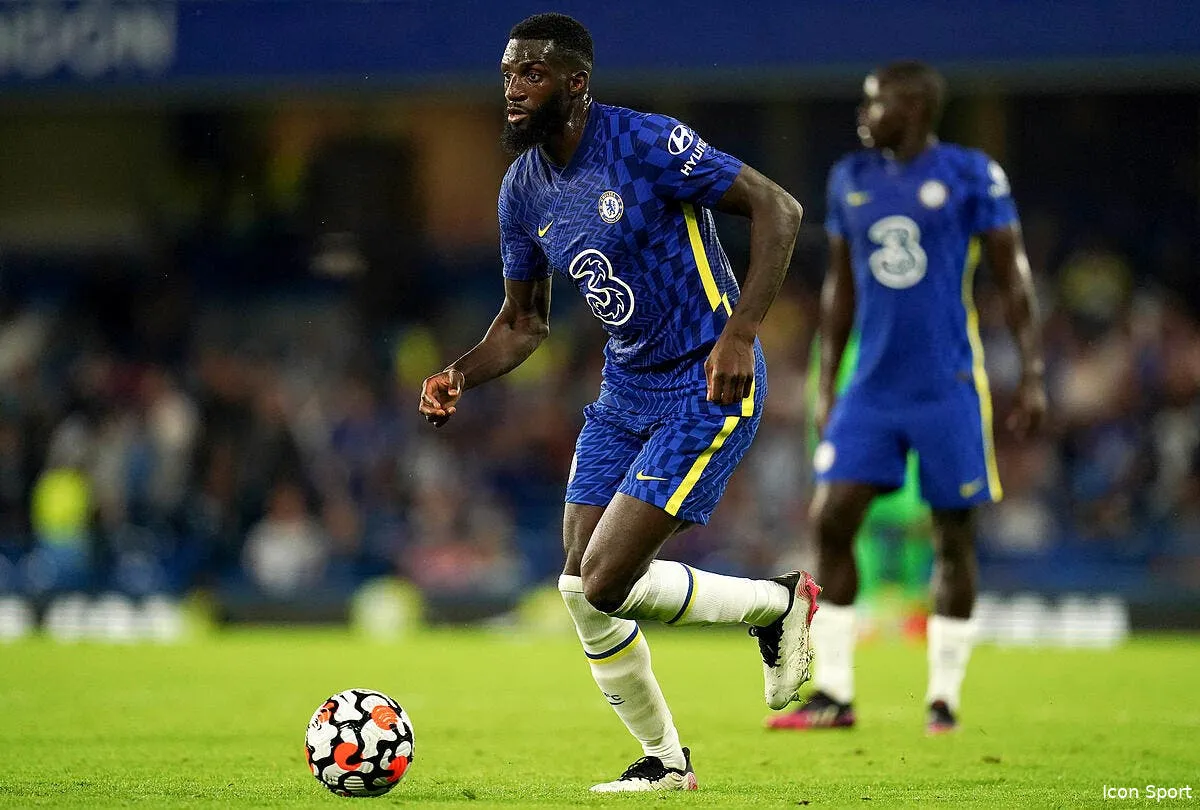 ol lyon fonce sur tiemoue bakayoko icon 61440380 321155