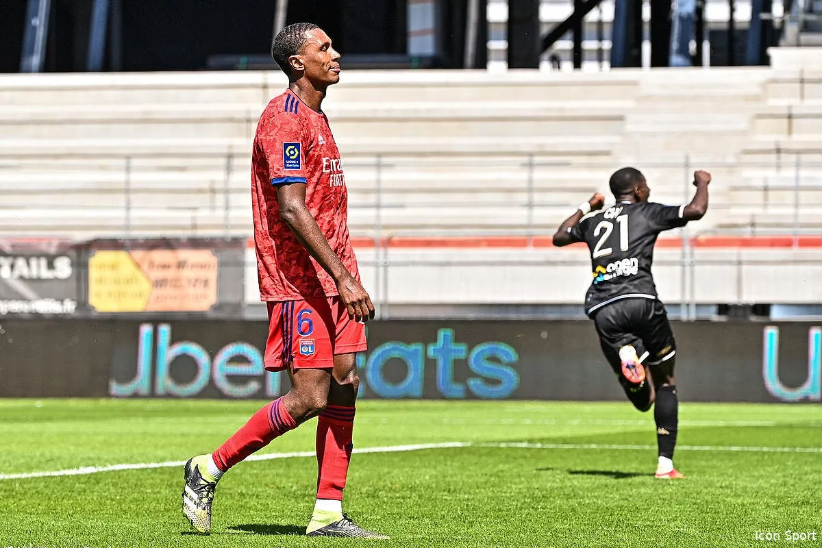 ol lyon licencie marcelo icon bap 150821 93 162 321575