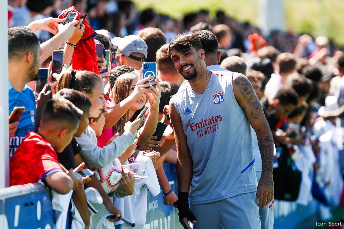 ol paqueta sacrifie son salaire a lyon il veut partir icon 25i8942 345369