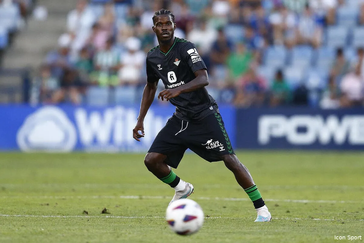 ol paul akouokou est le nouveau numero 6 off icon ap 230729 554 364953