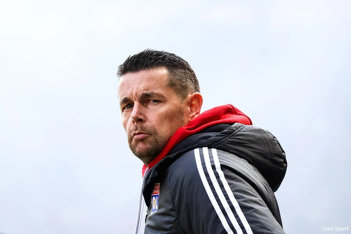 ol pierre sage punit ses joueurs il adore ca iconsport 241215 0010 382176