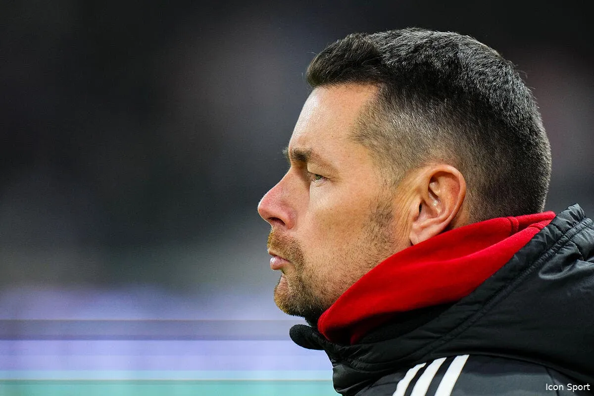 ol pierre sage sur les traces d alain perrin en 2008 iconsport 247010 0204 385728