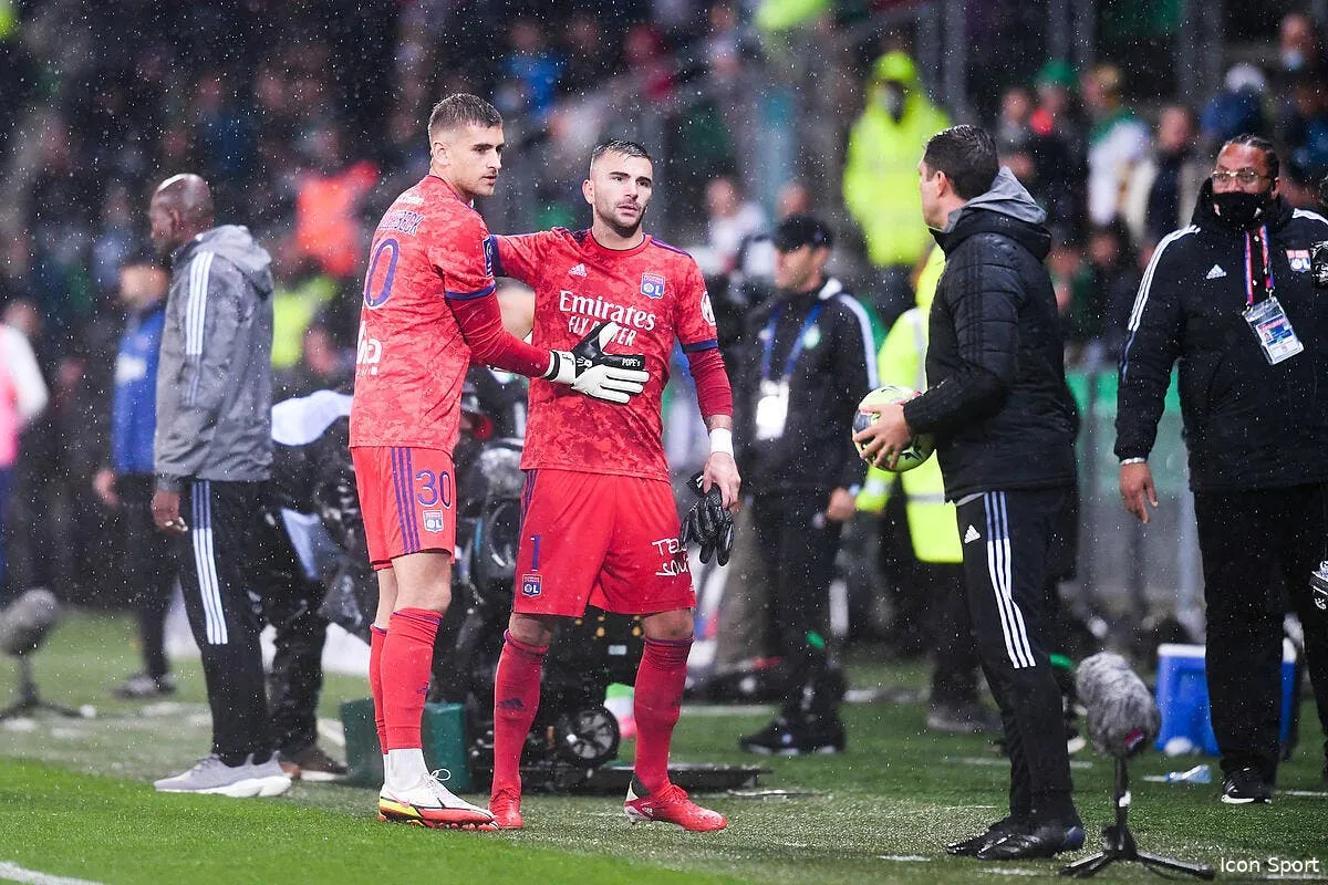 ol pollersbeck n a pas le niveau d un numero 1 a lyon icon pl5 9073 1 325607