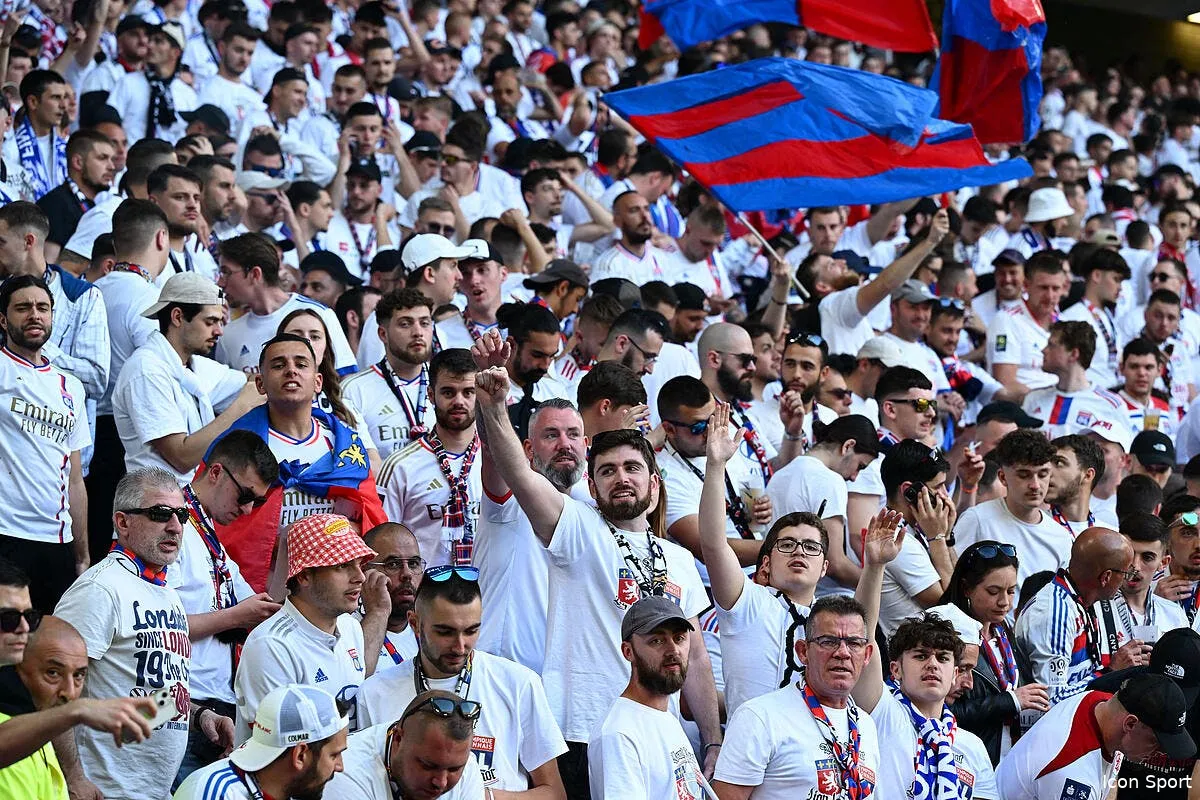 ol psg 20 blesses emmanuel macron dit stop iconsport 227934 0001 376344